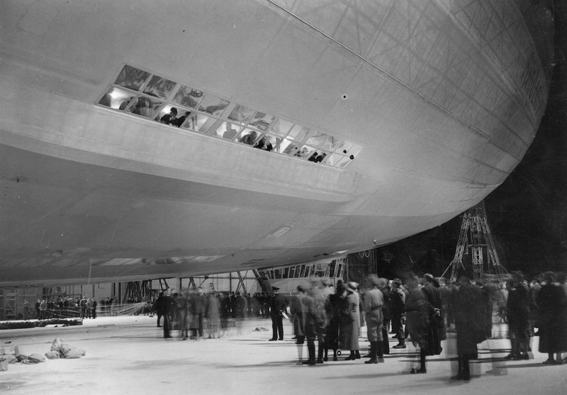 Illustration for article titled The Most Astounding Airships, Dirigibles and Zeppelins in History